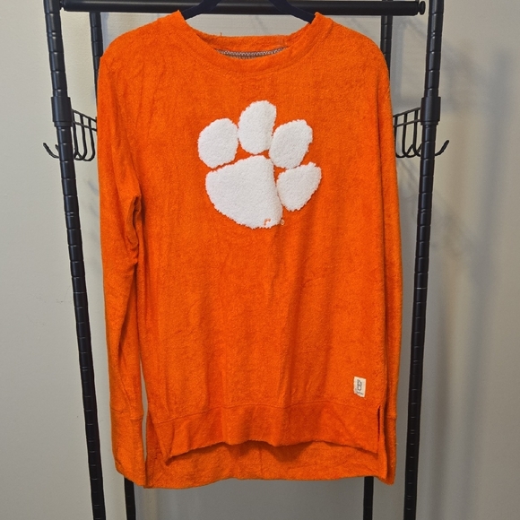 Pressbox Sweaters - Pressbox Orange and White Crew Neck Sweater with Paw Print NWOT